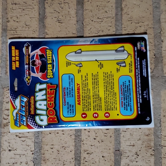 Big Sky Inflatable Giant Rocket Star Flier Rocket - Picture 2 of 2